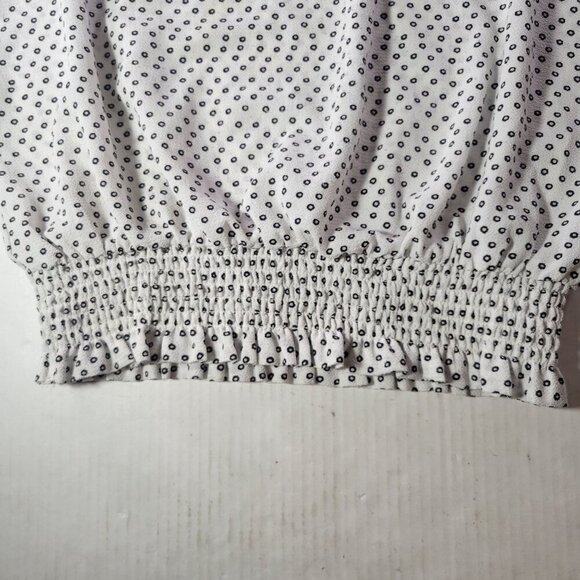 Adrianna Papell White & Black Polka Dot Smocked Hem Cap Sleeve Blouse Size M - Picture 9 of 9